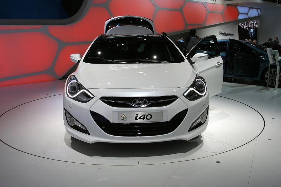  Hyundai i40 2012 года  (фото 14 из 22)